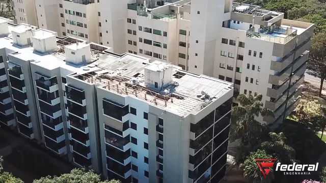 Capa do vídeo aéreo de prédio na Asa Norte